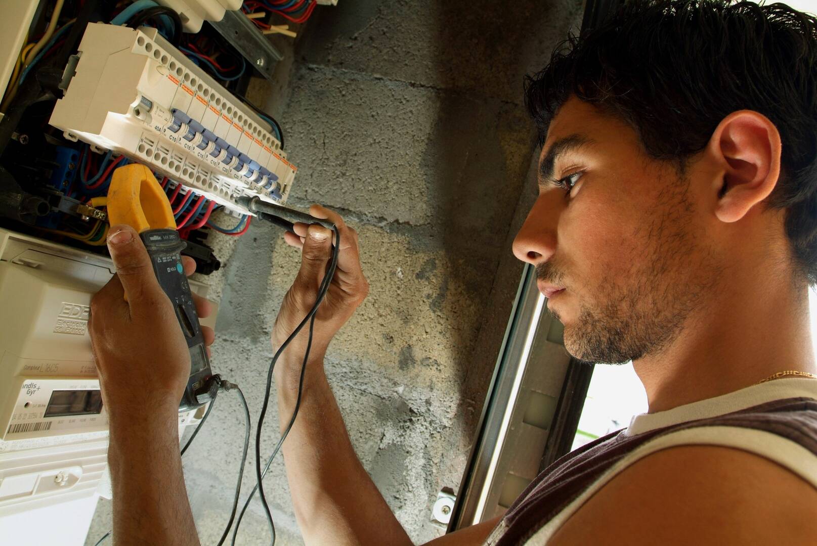 Delta Electrical Solution logo