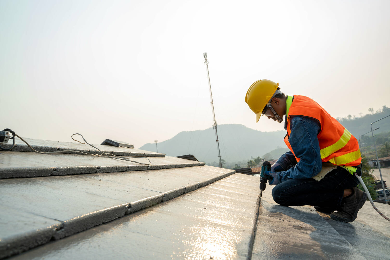 Bros Roofing logo