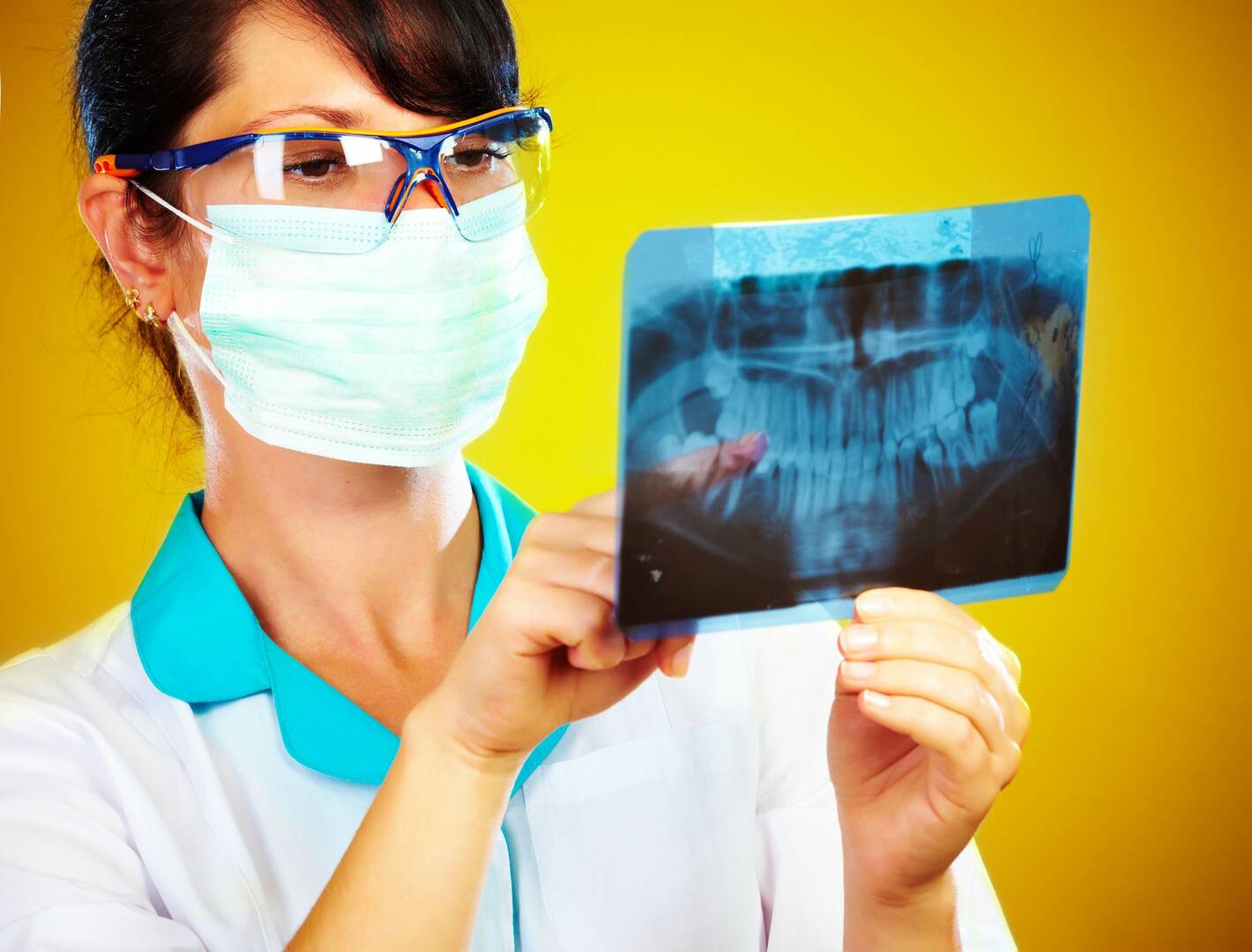 Shades Creek Dental logo