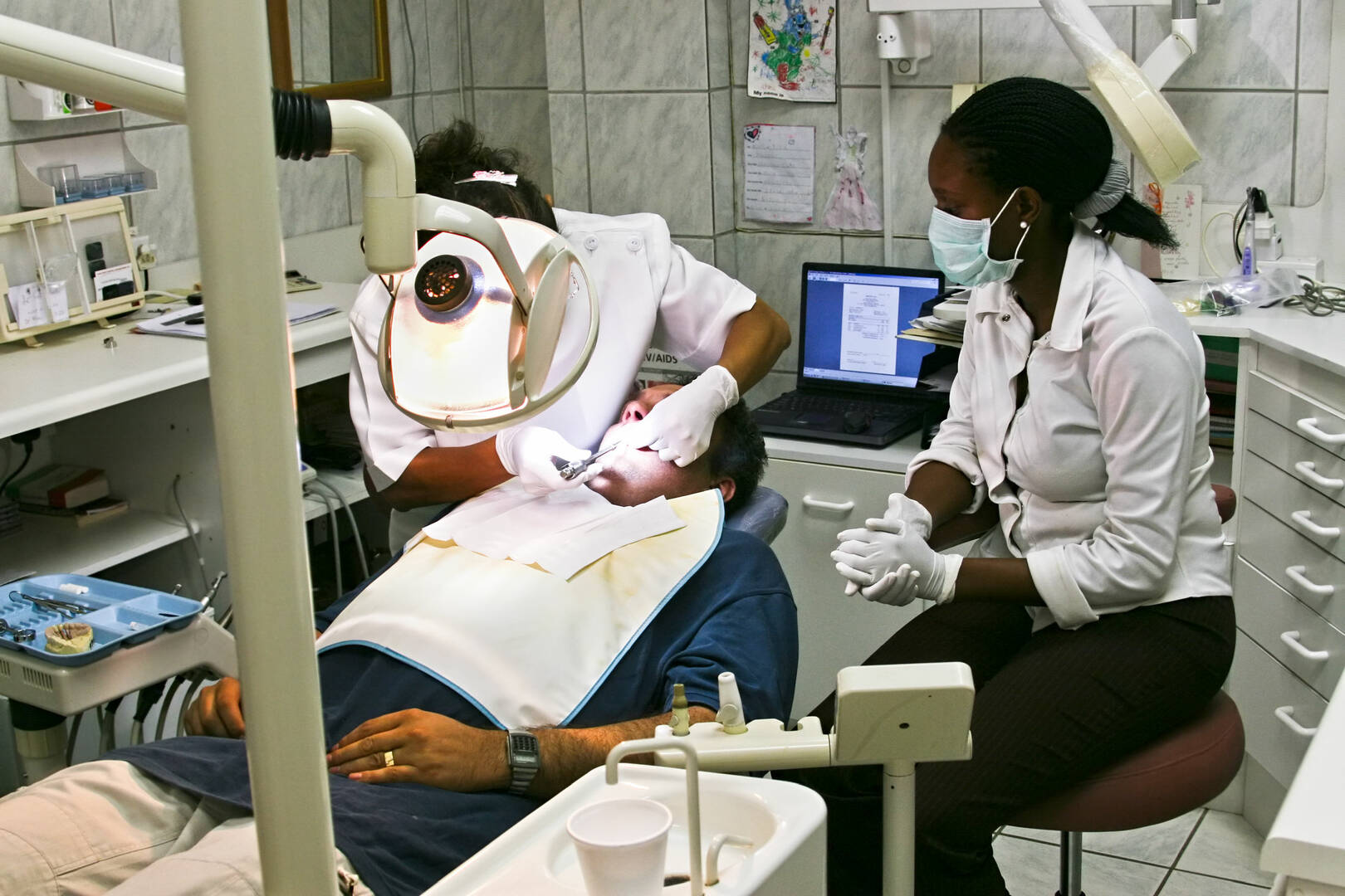 Rosebery Dental Clinic logo